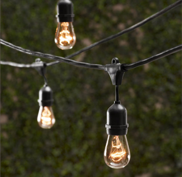 What Light Bulbs Are Best for Outside Use?